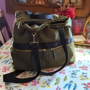 Steve Madden Army Green Slouchy Multi Pocket Shoulder/Cross Body Bag